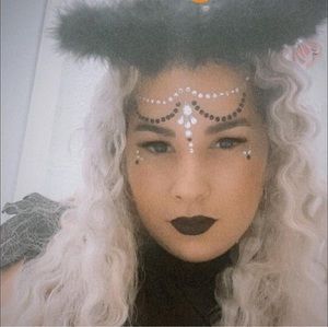 Meet your Posher, Karolina